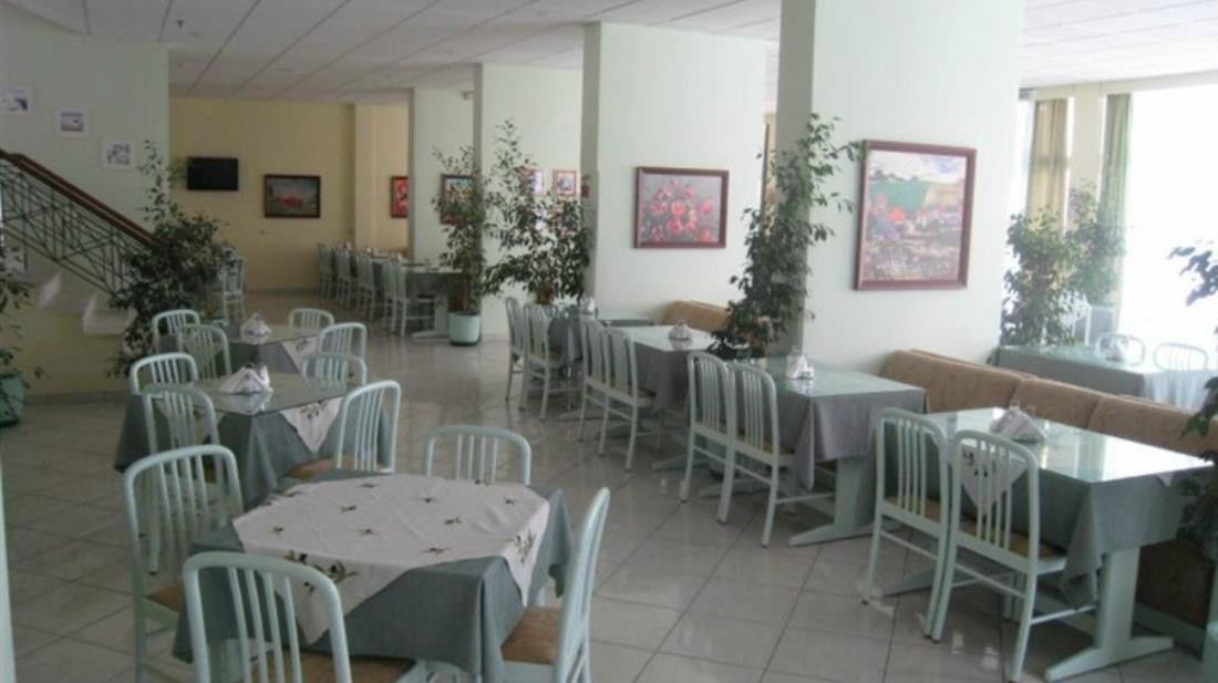 Miramare Bay Hotel Karpathos Town  Exterior photo
